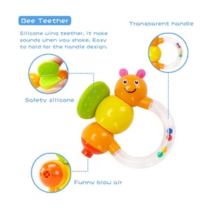 5pcs Del Bambino Sonaglio Musicale Set Carino Piccolo di Plastica Mano Tremante Campane