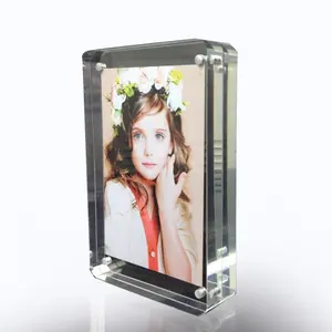 Fabriek Groothandel Crystal Ronde Hoeken Double Side Blok Set Foto Display Clear Acryl Magnetische Fotolijst Voor Gift