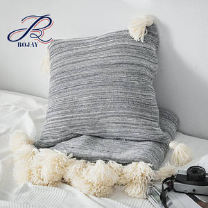 ปลอก<span class=keywords><strong>หมอน</strong></span>ถักโครเชต์ลายทางตกแต่งด้วยพู่ห้อย ทำจากผ้าฝ้าย สำหรับโซฟาหรือเก้าอี้ - Product Image 3