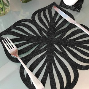 Tovagliette e sottobicchieri in feltro spesso 100% poliestere tagliati al Laser personalizzati per tavoli in <span class=keywords><strong>vetro</strong></span> - Product Image 4