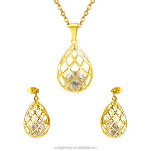 Set Perhiasan Manik-manik Nigeria Afrika Berongga Set Perhiasan Emas Hati Kristal Tengah Mode Kalung dan Anting-Anting Set India Zirkon - Product Image 6