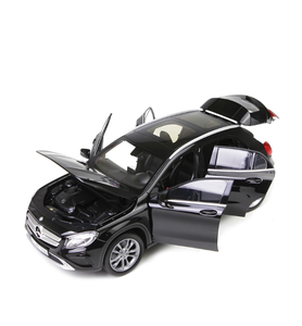 Modellino Auto in Scala 1:18 OEM, <span class=keywords><strong>Collezione</strong></span> di Alta Qualità e Lavorazione Accurata - Product Image 2