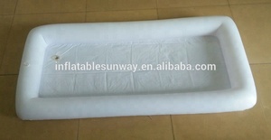 Tùy Chỉnh Người Lớn Màu Trắng <span class=keywords><strong>Inflatable</strong></span> Ice Bar Nước Float Đối Với Trang Trí Bãi Biển - Product Image 6