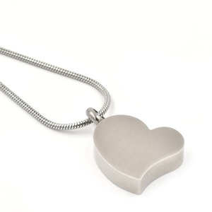 Collier de bijoux de crémation Bijoux commémoratifs pour femmes-Collier <span class=keywords><strong>d</strong></span>'urne de crémation de fleurs <span class=keywords><strong>d</strong></span>'<span class=keywords><strong>oeillet</strong></span> pour les cendres <span class=keywords><strong>d</strong></span>'un être cher - Product Image 4