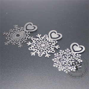 Segnalibro in Metallo a Forma di Fiocco di Neve, Taglio Laser di Alta Qualità, Colore Argento - Product Image 4