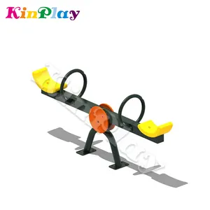 Kinplay 品牌两个座位简单的塑料弹簧跷跷板为孩子