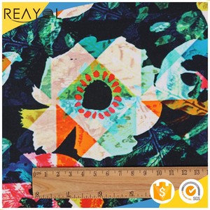 <span class=keywords><strong>Comprar</strong></span> al por mayor 100% Rayon <span class=keywords><strong>tela</strong></span> personalizada impreso <span class=keywords><strong>rayón</strong></span> <span class=keywords><strong>tela</strong></span> de China - Product Image 1