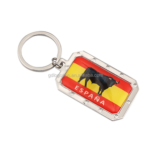 LLavero <span class=keywords><strong>de</strong></span> Metal <span class=keywords><strong>de</strong></span> níquel MAD, recuerdo personalizado <span class=keywords><strong>de</strong></span> la ciudad española, Madrid - Product Image 3