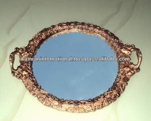 Bandeja redonda de aluminio duradera y fácil de usar con asas para transportar y servir alimentos - Product Image 3