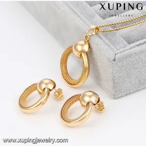 Xuping Set Perhiasan Modis Tanpa Batu, Liontin Emas 18K dan Anting Tanpa Batu 63825