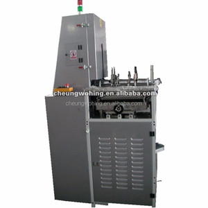 Hardcover Buch gehäuse in Maschine - Product Image 4