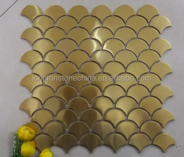 पैलेस वर्ग चमकदार सोने की मछली पैमाने मोज़ेक टाइल स्टेनलेस स्टील सजावटी धातु दीवार टाइल