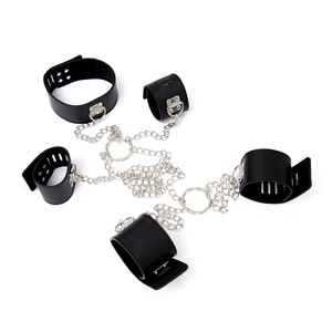 Cinghie in Pelle PU con Manette, Polsiere e <span class=keywords><strong>Collare</strong></span> per Giochi per Adulti BDSM o Fetish - Product Image 2