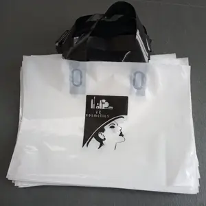 Saco de roupas de varejo biodegradável, saco de compras personalizado impresso de plástico colorido die-cut, bolsa reutilizável para compras