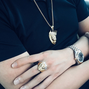 Bague de luxe Hip Hop pour homme, motif tête de lion, ornée de strass en cristal, couronne en or 18 carats - Product Image 6