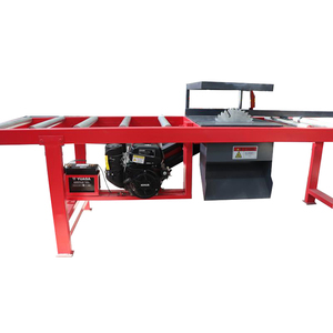Gasolina mesa Circular <span class=keywords><strong>aserradero</strong></span> con cinta transportadora de la madera en <span class=keywords><strong>el</strong></span> bosque - Product Image 1