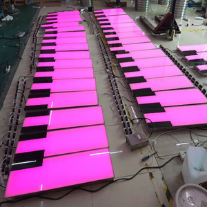 Lantai LED Komersial IP67 Portabel RGB Berubah Warna Melengkung Proyeksi Luar Ruangan Piano Lantai Raksasa dengan Suara Lantai Dansa Piano