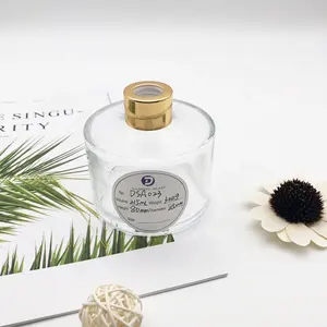 Merek Bulk Sederhana Kosong Elegan Parfum Ruangan Bulat Aroma Balsem Attar Reed Diffuser Botol Kaca