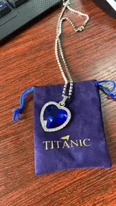 Vente en gros Collier avec pendentif Titanic Heart of Ocean Blue Heart Love Forever + Sac en velours