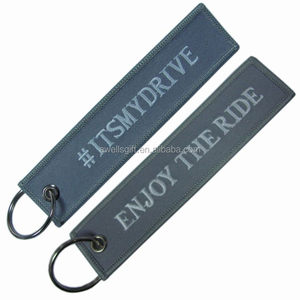 Llavero Personalizado con Bordado para Coche y Motocicleta, con Iniciales del Propietario y Estilo del Vehículo - Product Image 1