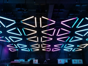 Bande de pixels cinétique DMX, treuil de levage, barre LED, boîte de nuit, scène, orbis, lumière matricielle volante - Product Image 3
