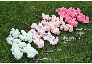 ดอกไม้ประดิษฐ์ผ้าไหม V-1252สาขาต้นเชอร์รี่สำหรับงานแต่งงาน - Product Image 3