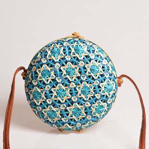 Sac à bandoulière en bambou rond du Vietnam pour dames sac de plage en bambou élégant - Product Image 5