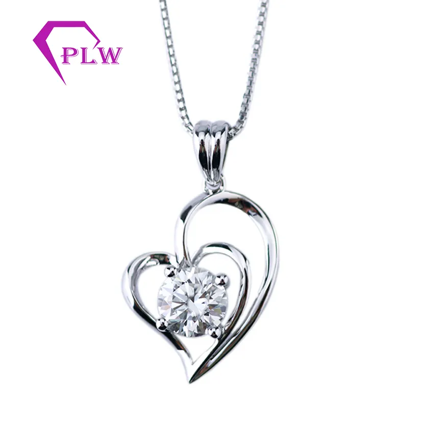 Provence Gems Woman Diamond Necklace Jewelry Heart Shape With Round Moissanite Diamond Gold Pendant