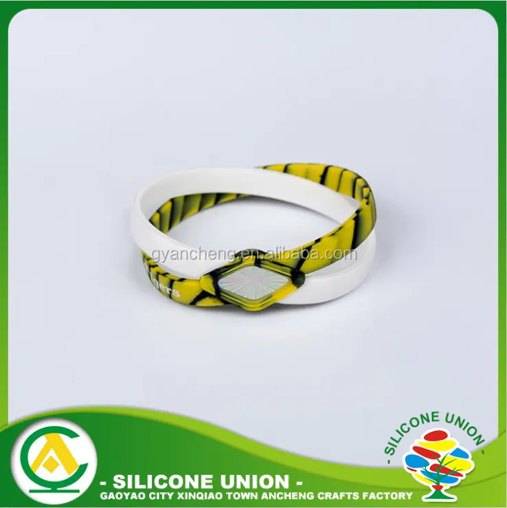 Plain cheap swirl colorful silicone cross bangles design