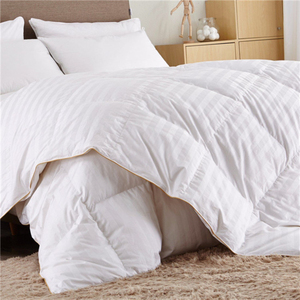 Service de Commande OEM Importante 2025 – <span class=keywords><strong>Couette</strong></span> Matelassée Jacquard Rayée 100% Coton Respirante 300T, <span class=keywords><strong>90</strong></span>% <span class=keywords><strong>Duvet</strong></span> d'<span class=keywords><strong>Oie</strong></span>, Puissance de Remplissage 550 - Product Image 2