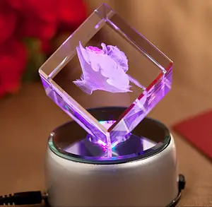 Venta caliente de la flor 3D láser cubo de cristal para la boda