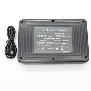 ÉCRAN LCD AA, AAA, <span class=keywords><strong>CR123A</strong></span>, 18650,26650, 22650 Universel <span class=keywords><strong>Chargeur</strong></span> de batterie <span class=keywords><strong>Rechargeable</strong></span> - Product Image 4