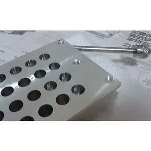 Custom Lippenbalsem Aluminium Mold Maker Injecteren Schimmel Plastic Lippenstift Maken Mold