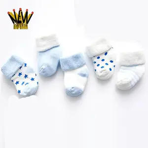 批发冬季婴儿袜子运动风格婴儿可爱智能袜子冬季宽品种棉裙儿童针织面料脚踝