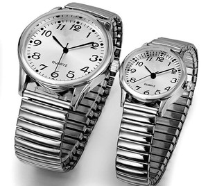 Nouvelle <span class=keywords><strong>montre</strong></span> à quartz pour homme, grand cadran, lecture facile, ton or/argent, <span class=keywords><strong>bracelet</strong></span> élastique de 16 mm, boîtier en alliage, verre, <span class=keywords><strong>montre</strong></span>-<span class=keywords><strong>bracelet</strong></span> sport élégante - Product Image 1