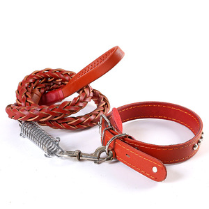 Commercio all'ingrosso Fatto A Mano Fascia Intrecciata 120*2 centimetri <span class=keywords><strong>In</strong></span> Pelle di Mucca Cane Al Guinzaglio E Collare di Addestramento Dell'animale Domestico di Piombo Con Molla <span class=keywords><strong>Per</strong></span> <span class=keywords><strong>cani</strong></span> di Taglia grande - Product Image 6