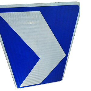 Máquina para Fabricar Señales de Tráfico Triangulares de Aluminio Impermeables - Product Image 3