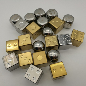 Pietre per Whisky Premium in Acciaio Inox Dorato, Cubetti di Ghiaccio Dorati e Cubetti di Ghiaccio in Acciaio Inox per Vino - Product Image 5