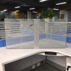 Độ Nét Cao Đầy Đủ Màu RGB P3.91-7.81 Ngoài Trời Trong Nhà Kính Trong Suốt Màn Hình Hiển Thị Màn Hình Led - Product Image 1