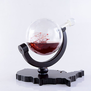 Décanteur de whisky globe gravé 850ML - Product Image 6