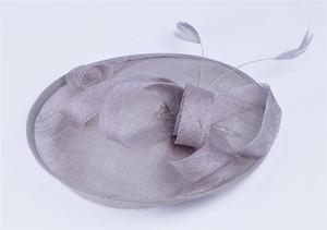 S4602 nouveau 2019 été automne femmes <span class=keywords><strong>plume</strong></span> sinamay cambrique chapeaux fête d'église de <span class=keywords><strong>mariage</strong></span> mariée coiffure fascinator chapeaux pour dames - Product Image 4