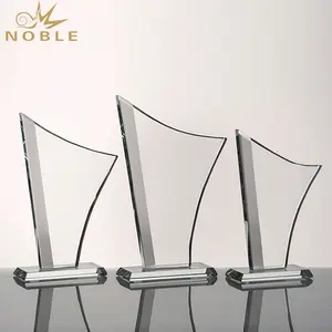 Noble gran oferta trofeo de premio de cristal en blanco personalizado con base de cristal transparente