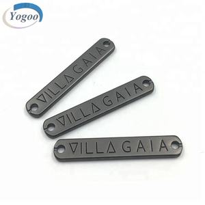 In lega personalizzata cucire su misura incisione <span class=keywords><strong>abbigliamento</strong></span> in metallo marchio Logo <span class=keywords><strong>etichette</strong></span> <span class=keywords><strong>per</strong></span> indumento - Product Image 2