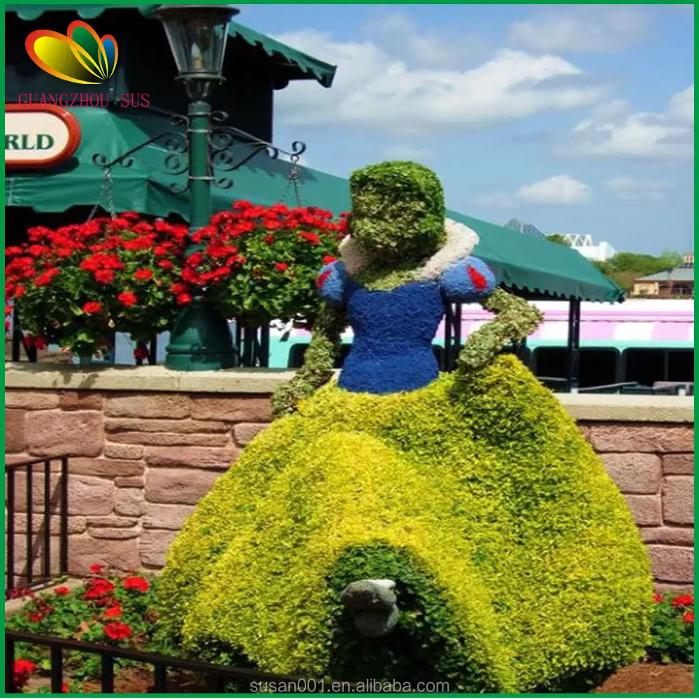 ตกแต่งสวนเทียมการ์ตูน Topiary สัตว์หญ้าพลาสติกหญ้าเทียม Topiary สัตว์