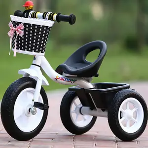 Musica 2023 leggera 3-6anni bambino triciclo/basso prezzo del bambino giro in bicicletta sul giocattolo per bambini Trike Car PC eco-friendly piedini in plastica