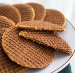 Máquina para Hacer Conos de Helado y Waffles de Acero Inoxidable Eléctrica Goodloog, Máquina Comercial para Hacer Stroopwafels de 1750 W con Temporizador de Apagado Automático - Product Image 2