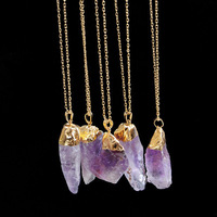 Collier avec pendentif en pierre de cristal de quartz bleu naturel