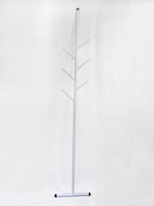 Perchero de metal en forma de árbol de pie por la pared - Product Image 6