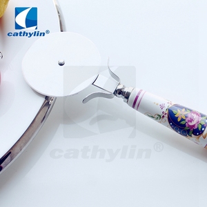 Cathylin أدوات مطبخ الفولاذ المقاوم للصدأ مقبض السيراميك جولة عجلة آلة قطع البيتزا - Product Image 3
