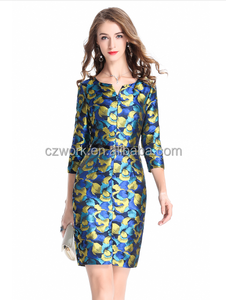 Falda de tela de brocado Jacquard <span class=keywords><strong>para</strong></span> mujeres <span class=keywords><strong>jóvenes</strong></span> 100% poliéster de doble cara <span class=keywords><strong>para</strong></span> bodas y prendas en colores brillantes - Product Image 2